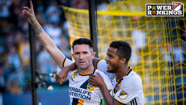 robbie-keane-gio-dos-santos-galaxy.jpg